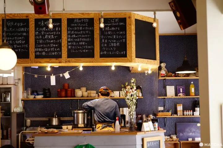 【鎌倉】車站旁鬧中取靜的日式早餐店『食堂COBAKABA』