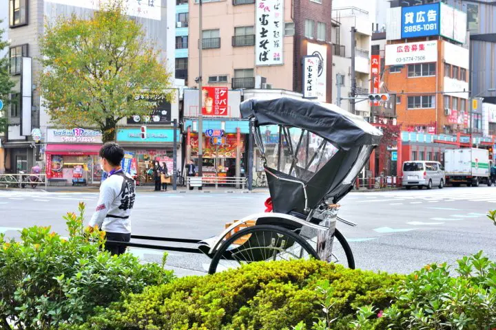 浅草の人力車
