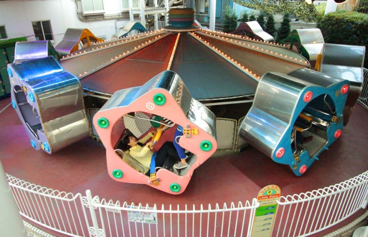 浅草 日本最古の遊園地 浅草花やしき のアトラクション8選 Matcha 訪日外国人観光客向けwebマガジン