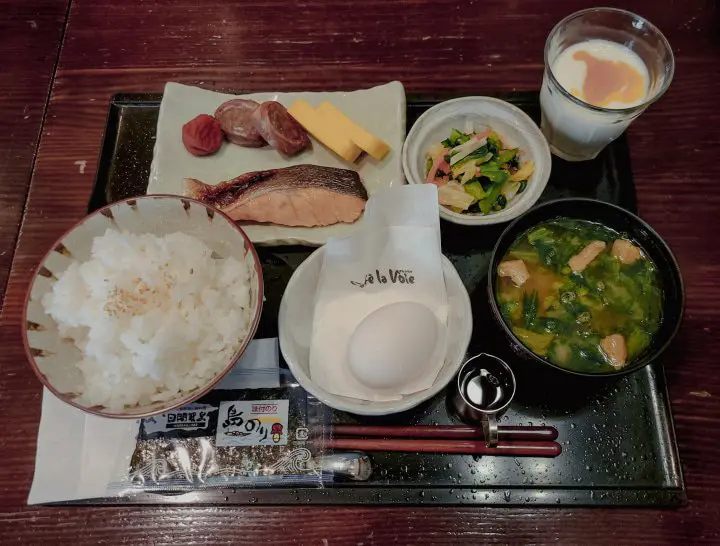 A History Lesson in the Heart of Shinjuku: Kadoya Hotel