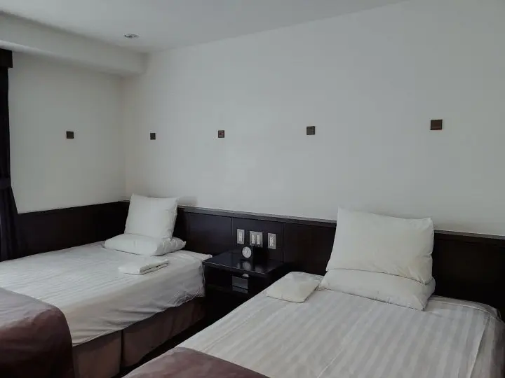 A History Lesson in the Heart of Shinjuku: Kadoya Hotel