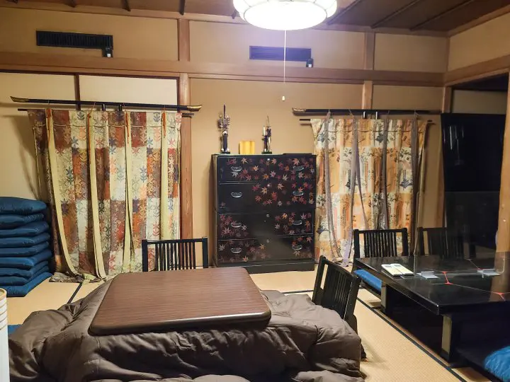 A Retro Japanese-style Hotel Edoya in Yushima