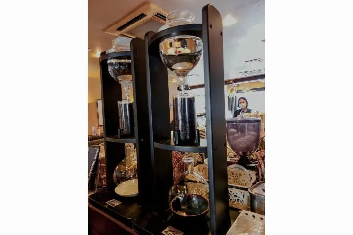 A History Lesson in the Heart of Shinjuku: Kadoya Hotel