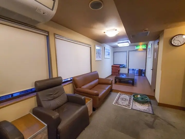 Retro Japanese-style Hotel Edoya in Yushima