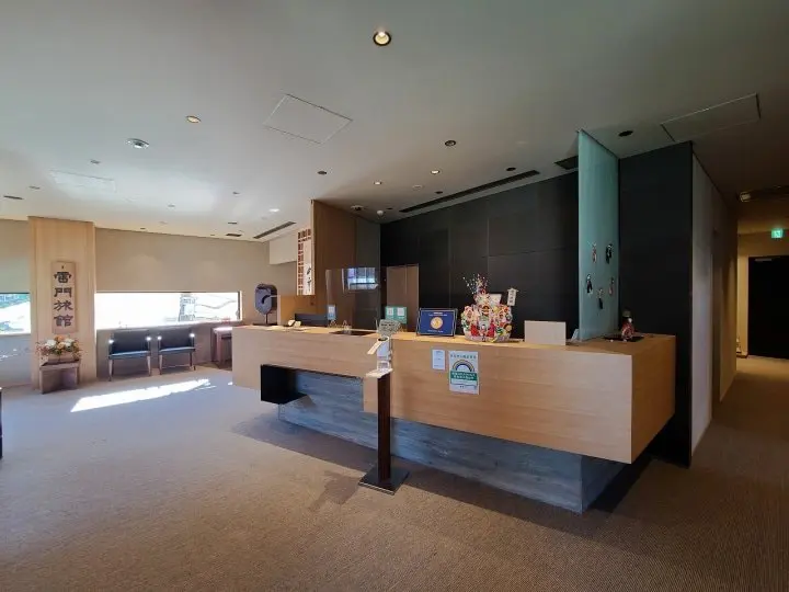 The Ryokan by the Gate: Kaminarimon Ryokan in Asakusa