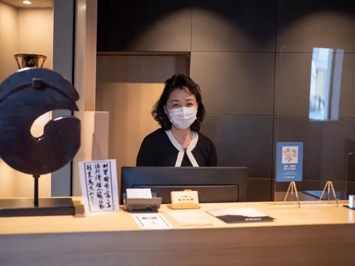 The Ryokan by the Gate: Kaminarimon Ryokan in Asakusa