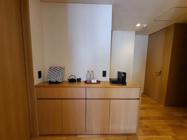 The Ryokan by the Gate: Kaminarimon Ryokan in Asakusa