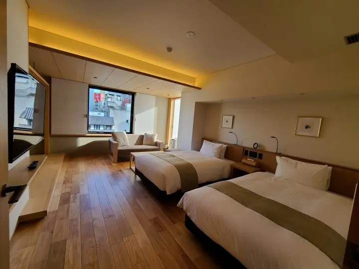 The Ryokan by the Gate: Kaminarimon Ryokan in Asakusa