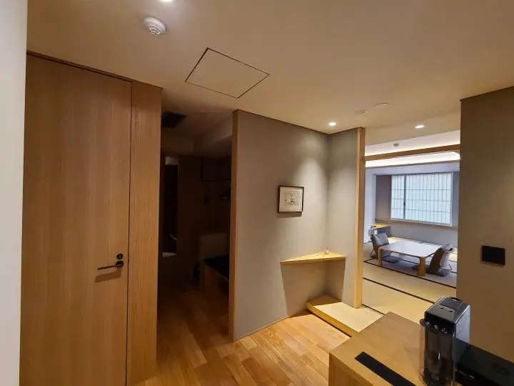 The Ryokan by the Gate: Kaminarimon Ryokan in Asakusa