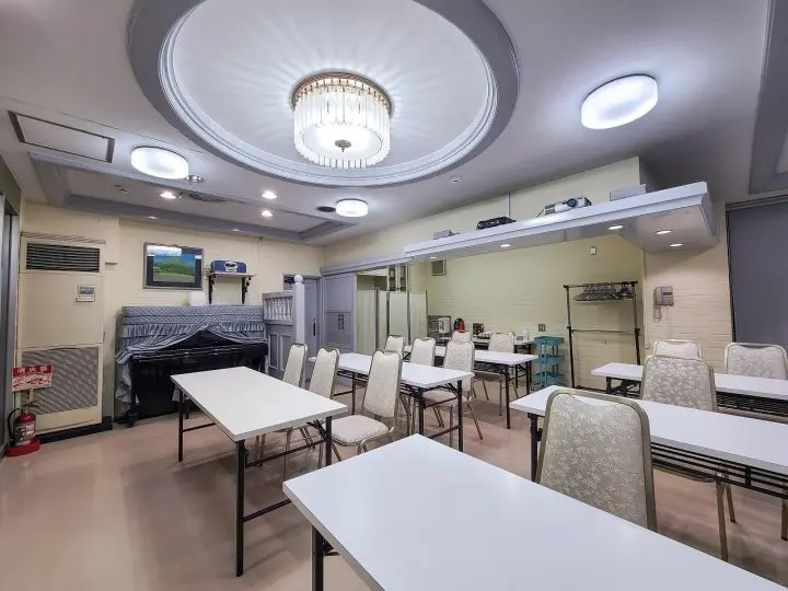 Showa Retro in Shinjuku: Hotel Tateshina