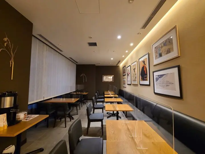 Cocoon Papers and the Bell Clock Tower: Hotel Kazusaya in Nihonbashi