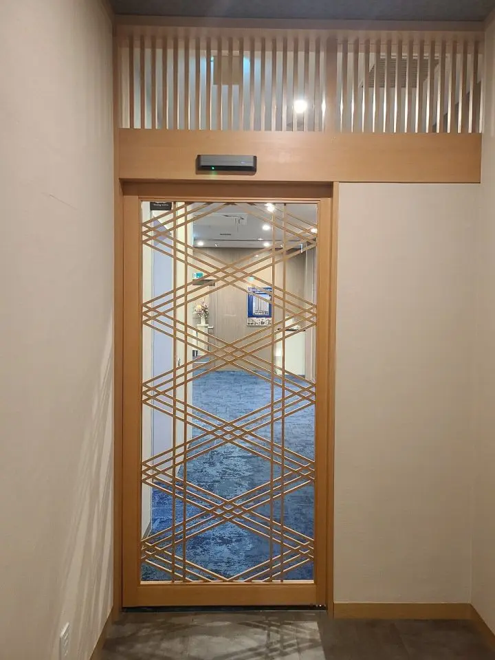 Cocoon Papers and the Bell Clock Tower: Hotel Kazusaya in Nihonbashi