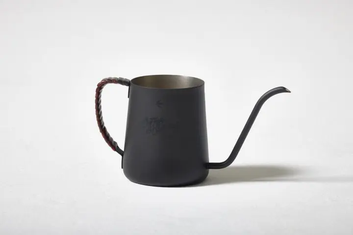 坂口憲二「沖」出第二人生!親自拍攝商品宣傳照,成自家產品最佳代言人