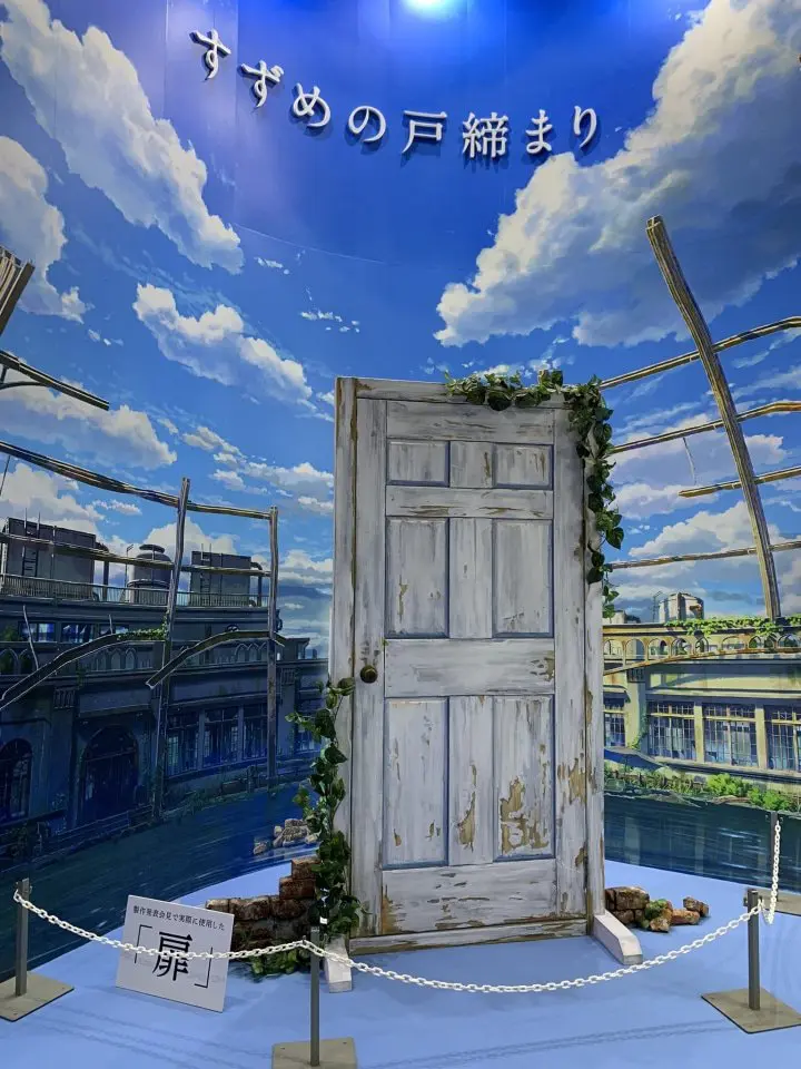 新海誠最新動畫電影《すずめの戸締まり》(暫譯:鈴芽的門鎖)3