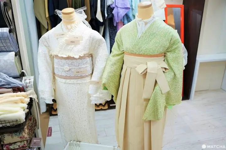 Asakusa Taisho Romankan: Chic Kimono Styling and Colorful Desserts