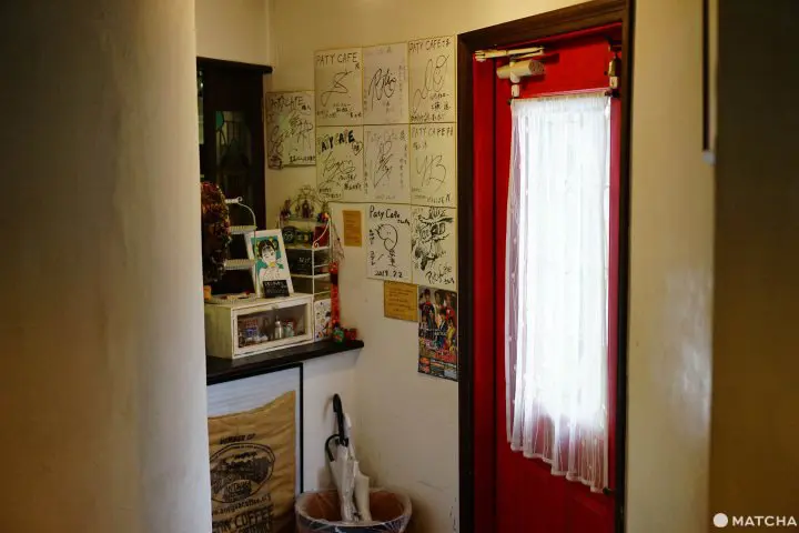 【橫濱】元町巷弄中的紅門西式咖啡廳『Patycafe』