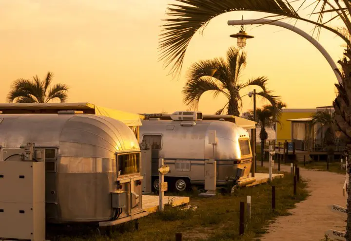 日本豪華露營住宿 大阪PALM GARDEN MAISHIMA