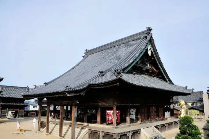 岡山・倉敷の観光ガイド保存版。エリア説明、観光スポット、グルメ、イベントなどまとめ