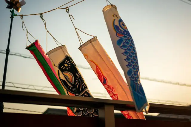 街へ出よう！春の空を泳ぐ鯉のぼりは、今後ますます見られる風景になる