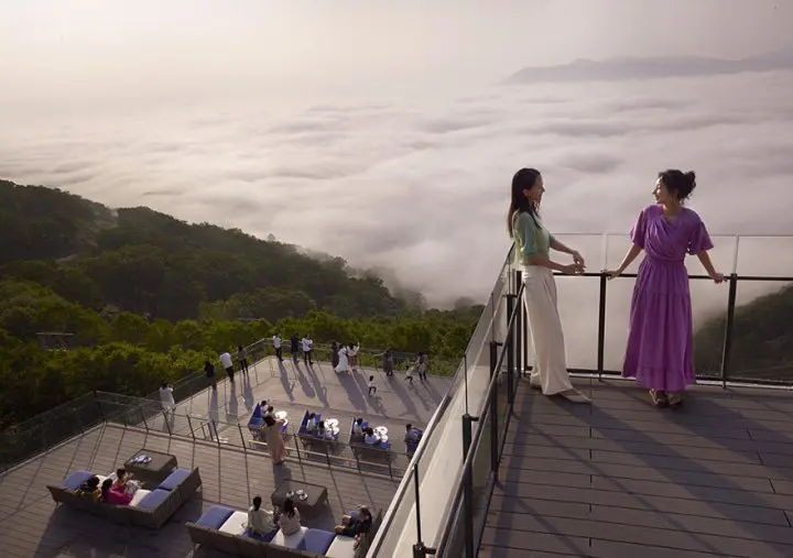 北海道 TOMAMU 星野度假村 雲海平台