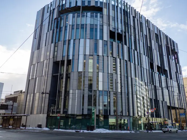 Toyama Glass Art Museum (1): The Beauty of Kengo Kuma's Architecture