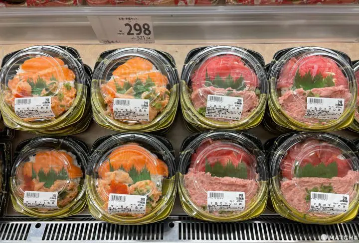 小气旅行三餐就靠它！全东京最实惠的24小时超市西友必买清单