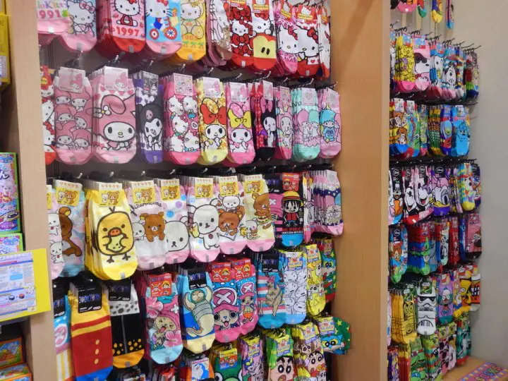 日本の「カワイイ」文化を楽しみたい人必携。カワイイおみやげ、ファッション、スポット、キャラクターを紹介