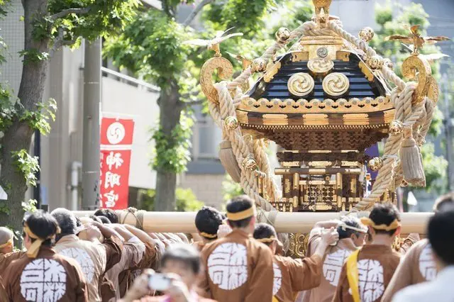 [일본여행 토막상식] 오미코시