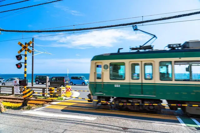 【夏】抹茶教你如何从东京去镰仓看海踏浪拜大佛~