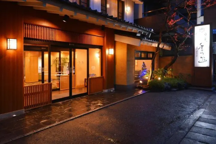 7 Inns and Hotels to Enjoy Local Cuisine and Hot Springs in Nikko