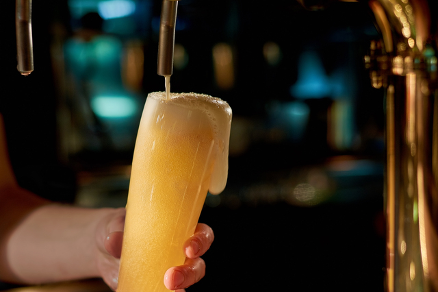 เค้าว่าเบียร์ญี่ปุ่นฟองเยอะ? มาดูความแตกต่างระหว่างเบียร์ญี่ปุ่นกับเบียร์ต่างชาติ