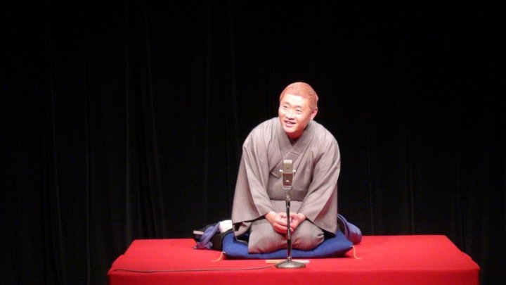 Shinoharu Tatekawa's Rakugo: Enjoy Japan's Authentic Comedy in English!