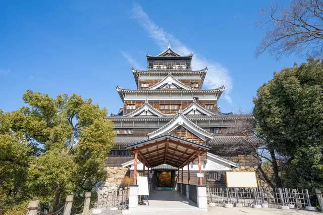 Hiroshima Guide: Sightseeing Highlights, Cuisine And More