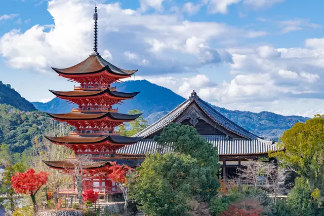 Hiroshima Guide: Sightseeing Highlights, Cuisine And More