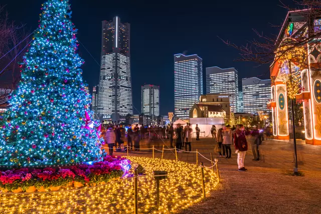 イルミネーションにスケート。日本のクリスマスの過ごし方3選【2021-22年版】