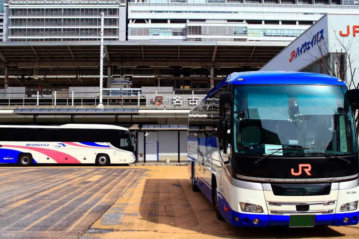 Travel Inexpensively by Highway Bus! 5 Excellent Destinations in Japan
