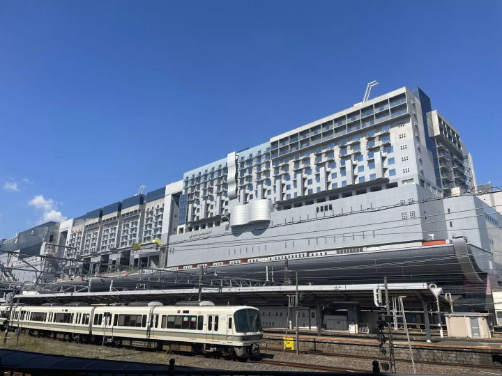 古都觀光的玄關口“京都站大樓”