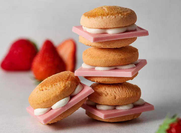 GRANSTA東京 人氣第一草莓堡