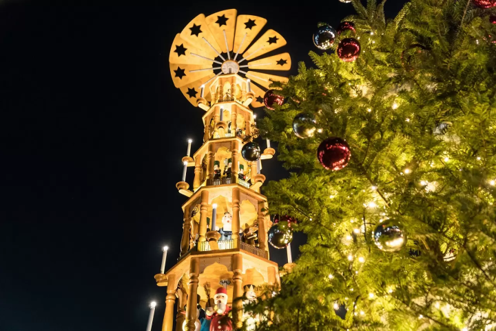 5 Magical Christmas Markets in Japan: Tokyo, Hakodate, Fukuoka, and More!