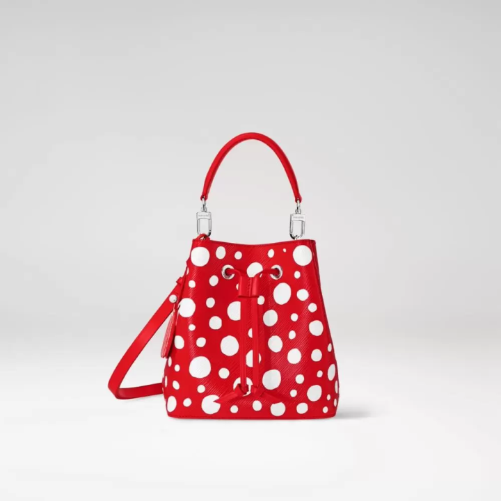 Yayoi Kusama x Louis Vuitton Pop Up Store Opens in Harajuku in January!
