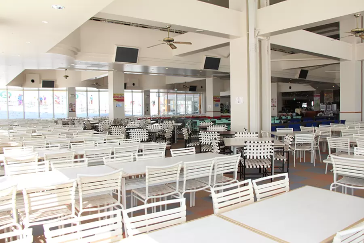 東京から約90分で行ける本格ゲレンデ！GALA湯沢で雪を楽しもう！