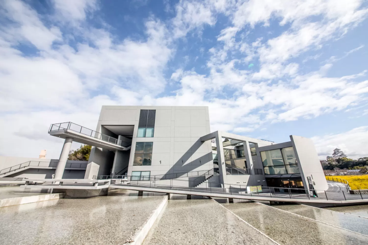 從大阪、京都出發，當天就可以往返觀光的「姬路城」歷史，值得一去的景點以及交通方法