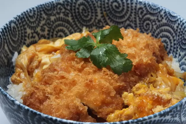 六種日本的傳統丼飯代表,你都吃過了嗎?