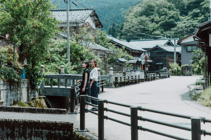 "CRAFT TOURISM ECHIZEN" A Trip to Search for "Specialties of Echizen" You'll Want to Tell Someone About