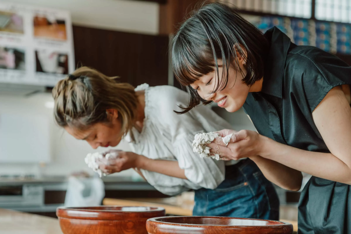 "CRAFT TOURISM ECHIZEN" A Trip to Search for "Specialties of Echizen" You'll Want to Tell Someone About