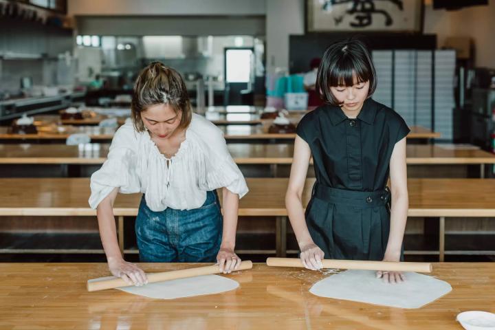 "CRAFT TOURISM ECHIZEN" A Trip to Search for "Specialties of Echizen" You'll Want to Tell Someone About