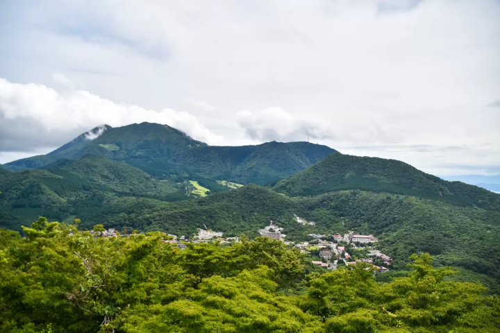 Mt Kinukasa Uzen and Village