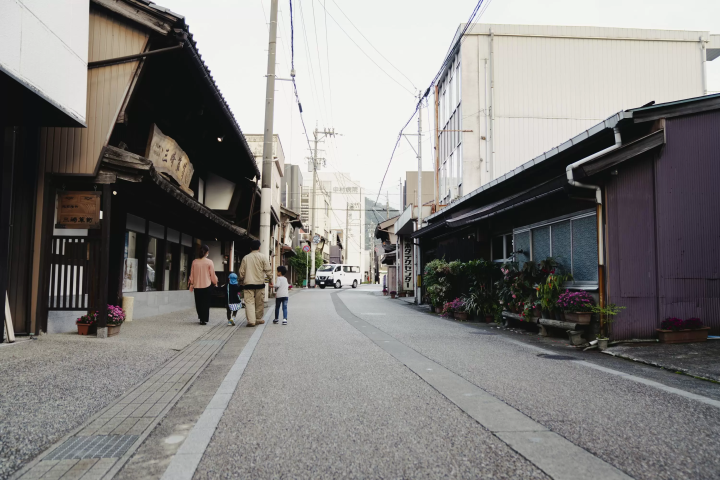 [เมืองแห่งหัตถกรรม เมืองเอจิเซ็น] เอจิเซ็น ซาชิโมโนะที่สร้างความกลมกลืนด้วยเทคนิคดั้งเดิม