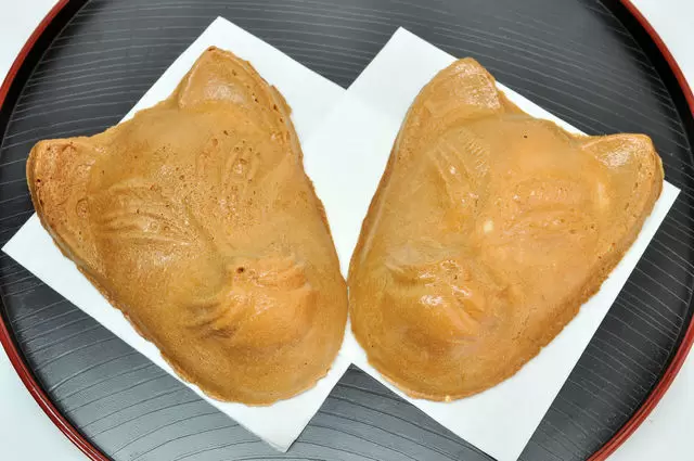 【京都】美到令人屏息的千本鳥居「伏見稻荷大社」｜繪馬、交通、周邊景點＆商店街