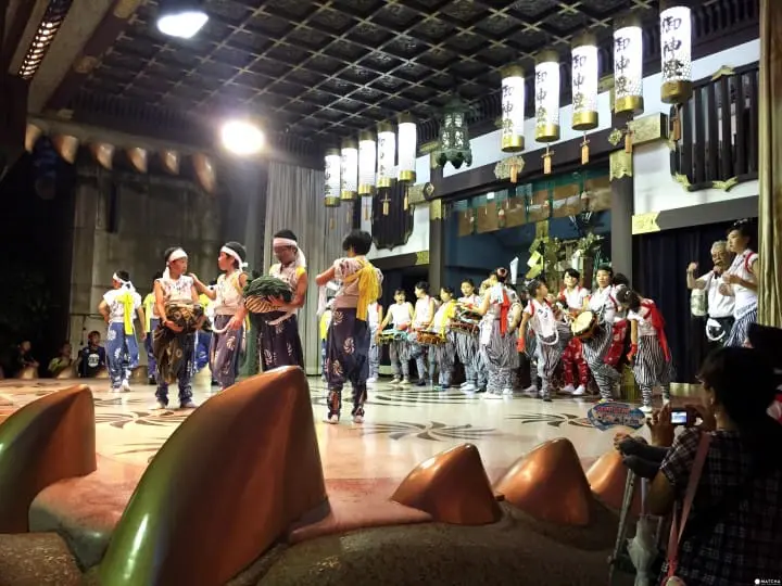 大阪 難波八阪神社 獅子舞